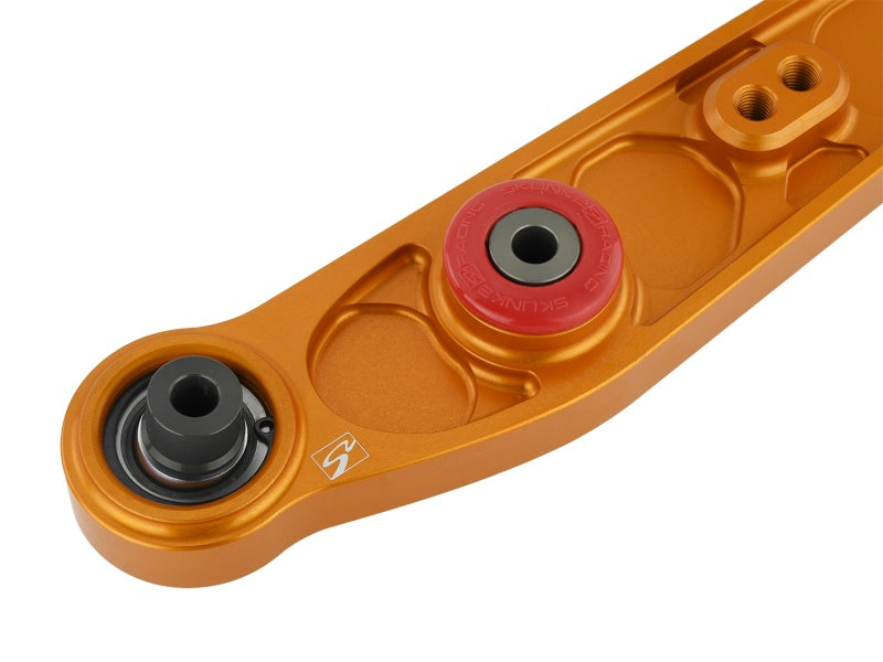 Load image into Gallery viewer, Skunk2 Honda/Acura EG/DC Alpha Series Rear Lower Control Arm Set - Gold
