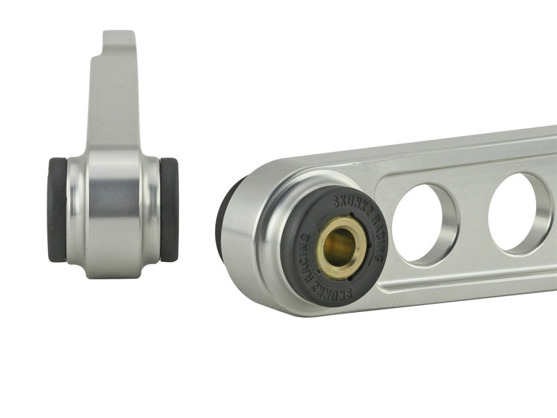 Load image into Gallery viewer, Skunk2 02-06 Honda Element/02-06 Acura RSX Clear Anodized Rear Lower Control Arm (Incl. Socket Tool)
